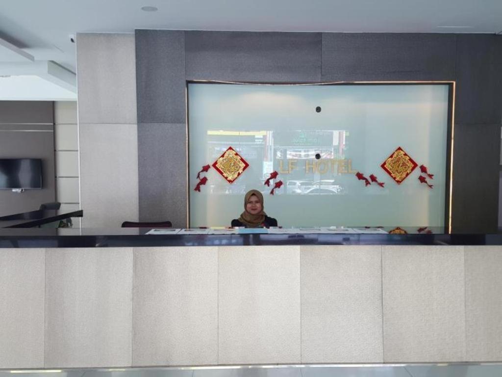 塔帕lf酒店 Tapah 外观 照片
